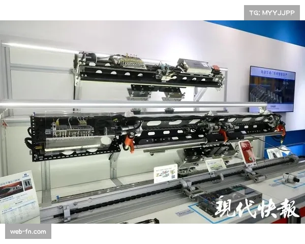 德甲测试新型门线技术与半自动越位系统的整合应用